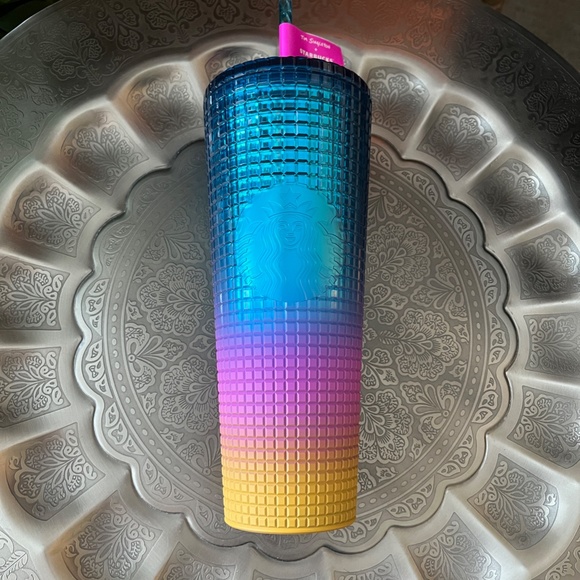 STARBUCKS 2023 24 oz PRIDE Grid Tumbler - Picture 3 of 6